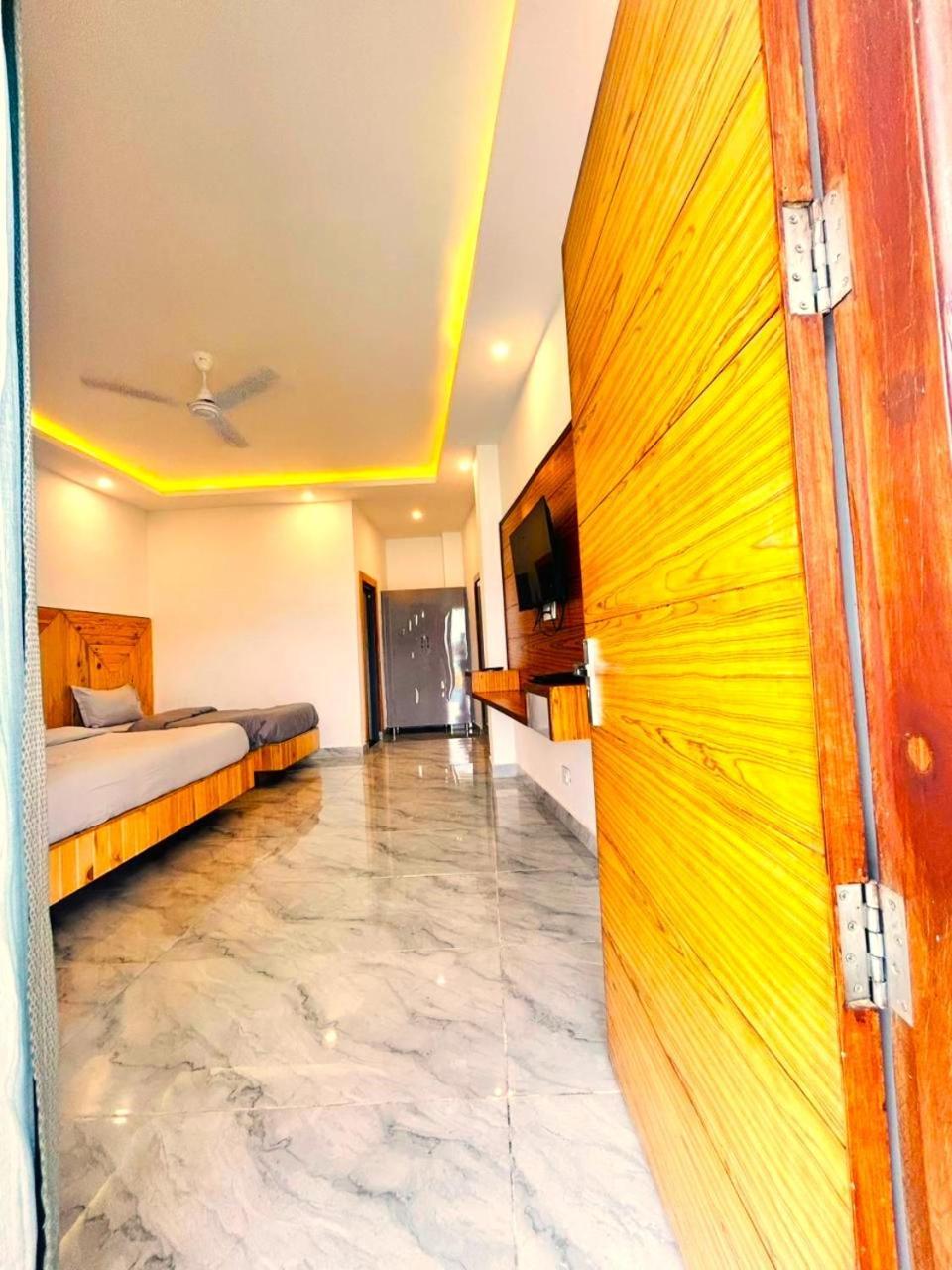 Living On The Edge A Luxury Stay موسوري المظهر الخارجي الصورة