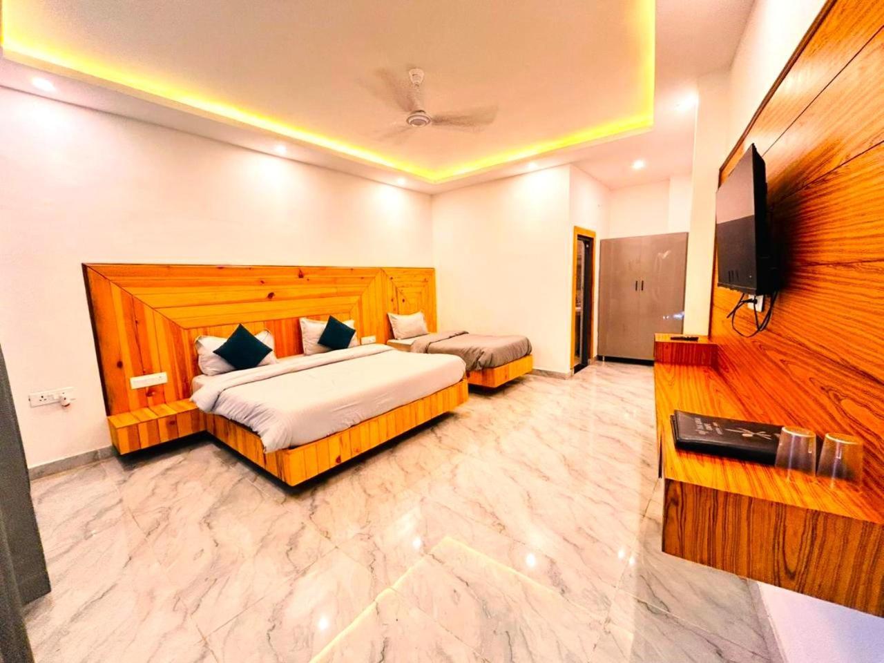 Living On The Edge A Luxury Stay موسوري المظهر الخارجي الصورة