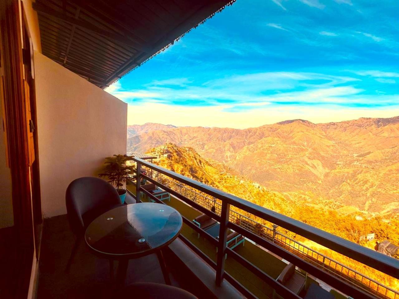 Living On The Edge A Luxury Stay موسوري المظهر الخارجي الصورة