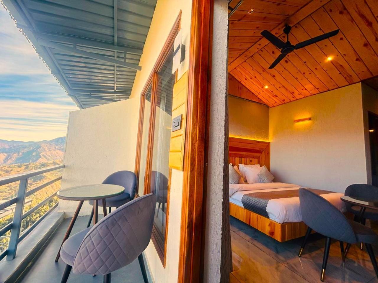 Living On The Edge A Luxury Stay موسوري المظهر الخارجي الصورة