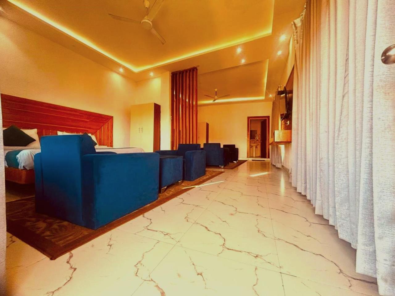 Living On The Edge A Luxury Stay موسوري المظهر الخارجي الصورة