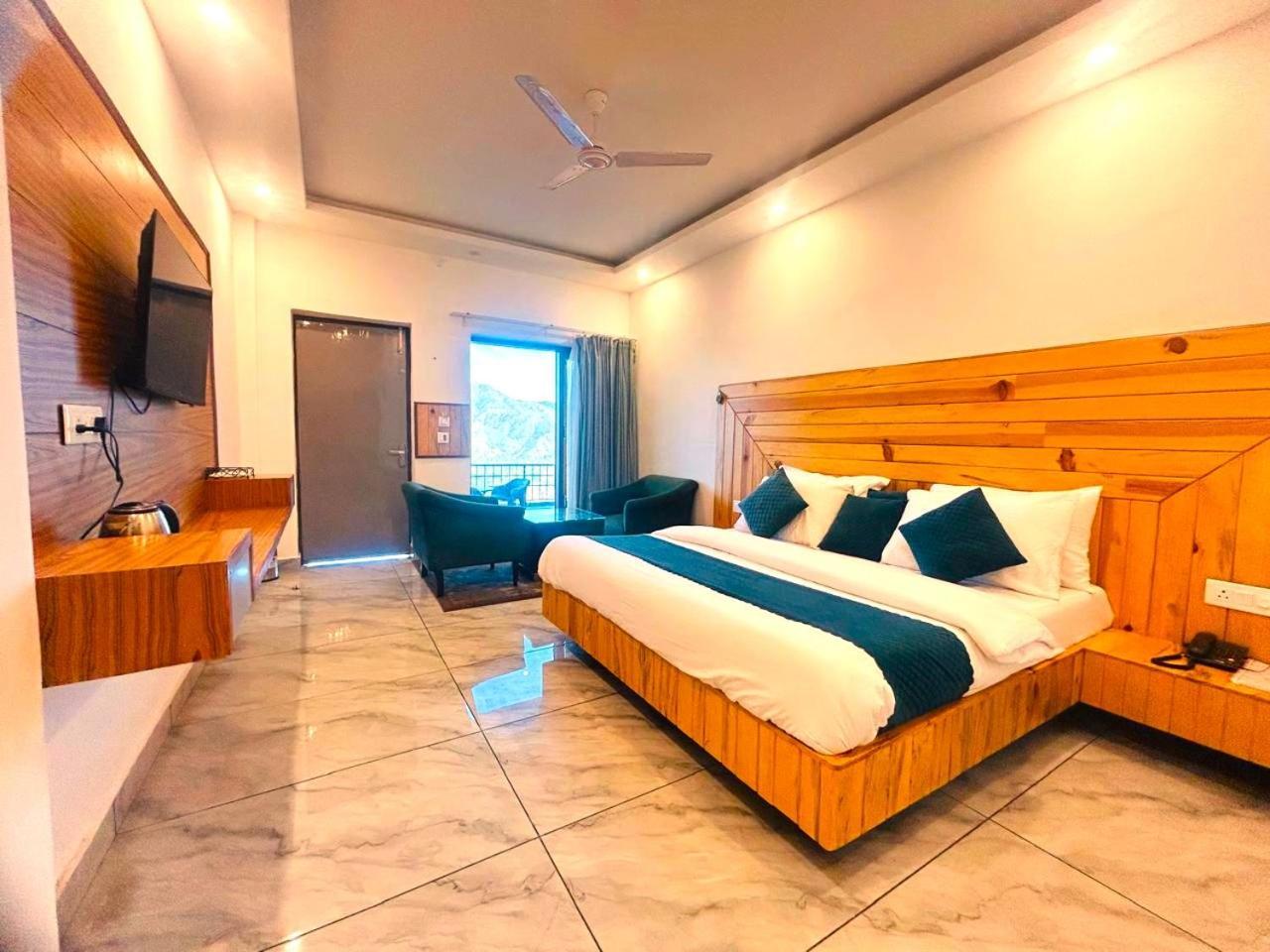 Living On The Edge A Luxury Stay موسوري المظهر الخارجي الصورة