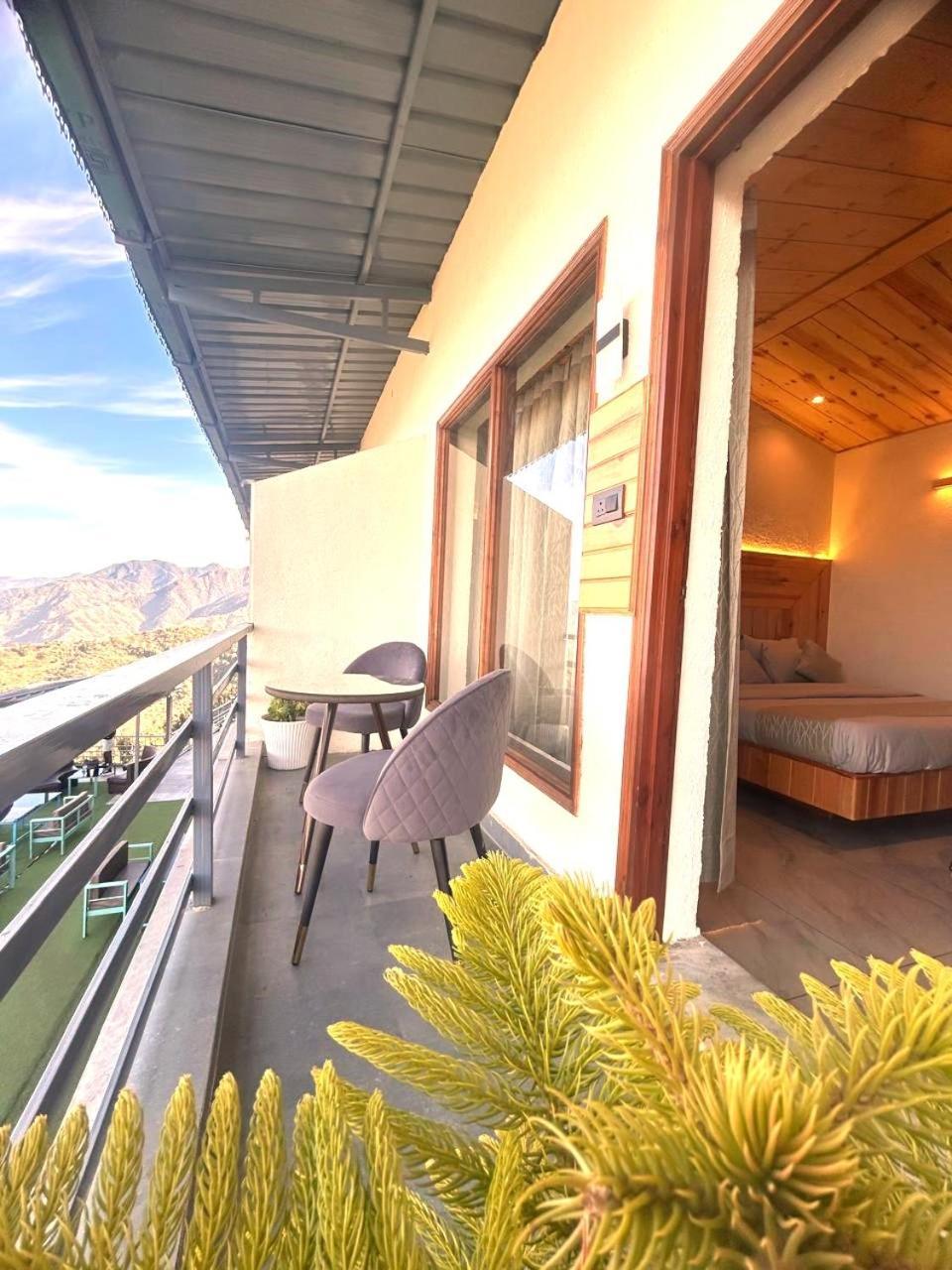 Living On The Edge A Luxury Stay موسوري المظهر الخارجي الصورة