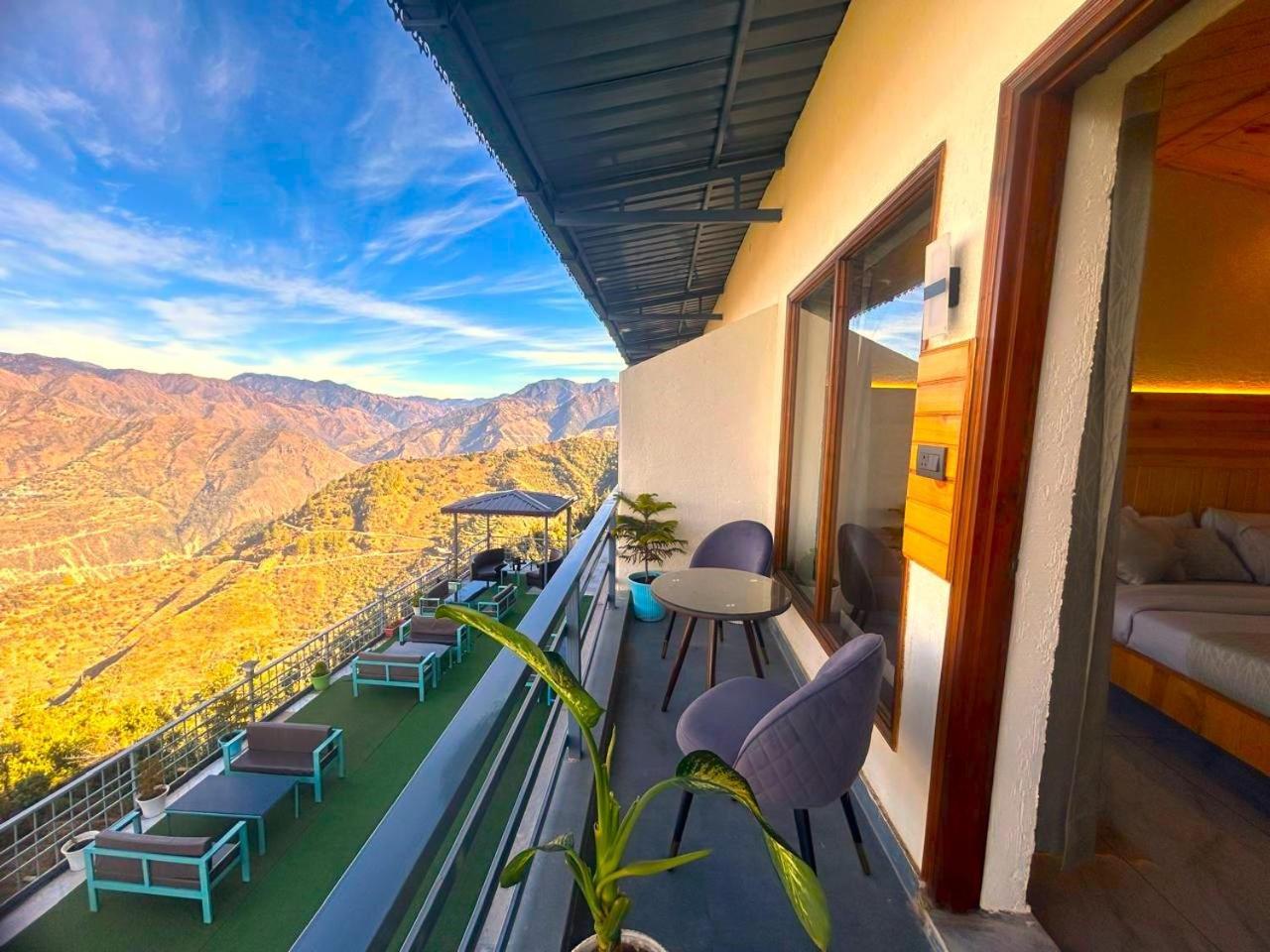 Living On The Edge A Luxury Stay موسوري المظهر الخارجي الصورة