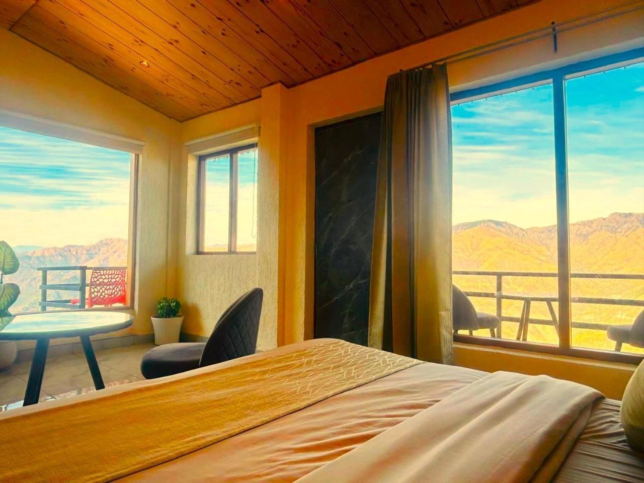 Living On The Edge A Luxury Stay موسوري المظهر الخارجي الصورة