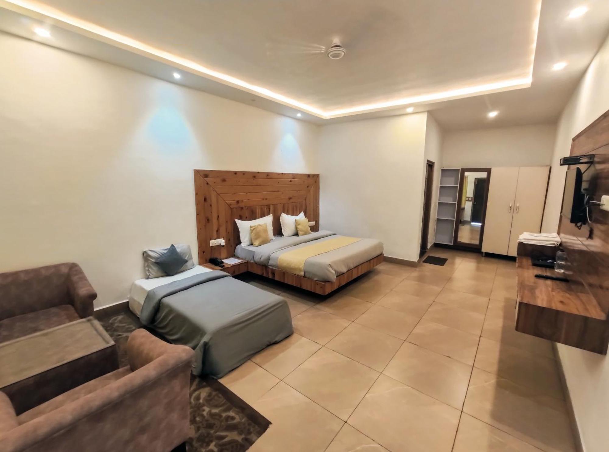 Living On The Edge A Luxury Stay موسوري المظهر الخارجي الصورة